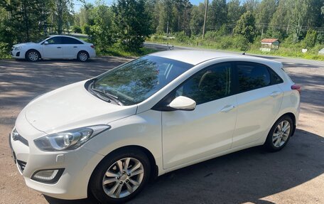 Hyundai i30 II рестайлинг, 2013 год, 1 000 000 рублей, 4 фотография