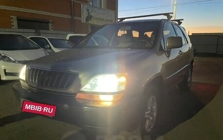 Lexus RX IV рестайлинг, 2001 год, 1 000 000 рублей, 20 фотография