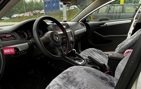 Volkswagen Jetta VI, 2012 год, 999 999 рублей, 5 фотография