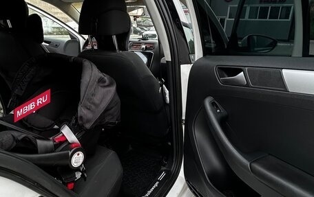 Volkswagen Jetta VI, 2012 год, 999 999 рублей, 6 фотография
