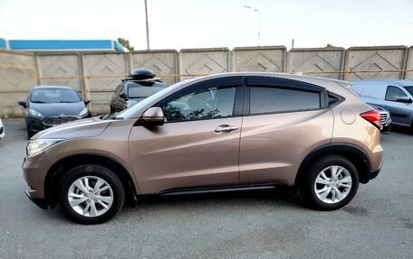 Honda Vezel, 2016 год, 1 875 000 рублей, 7 фотография