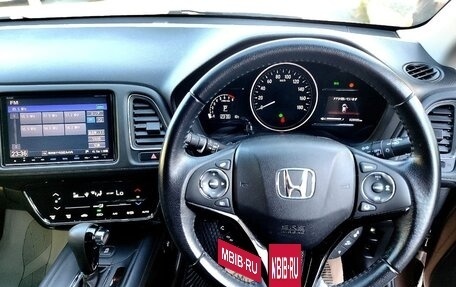 Honda Vezel, 2016 год, 1 875 000 рублей, 9 фотография