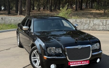 Chrysler 300C II, 2006 год, 1 250 000 рублей, 3 фотография