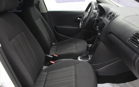 Volkswagen Polo VI (EU Market), 2018 год, 1 088 500 рублей, 23 фотография