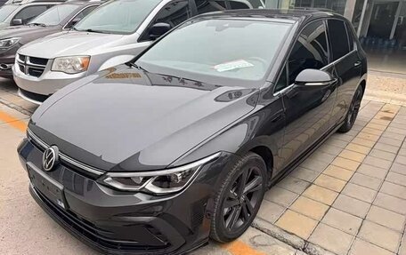 Volkswagen Golf VIII, 2021 год, 1 600 096 рублей, 3 фотография