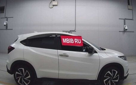 Honda Vezel, 2021 год, 1 743 800 рублей, 5 фотография