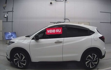 Honda Vezel, 2021 год, 1 743 800 рублей, 6 фотография