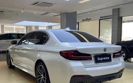 BMW 5 серия, 2021 год, 3 310 000 рублей, 9 фотография