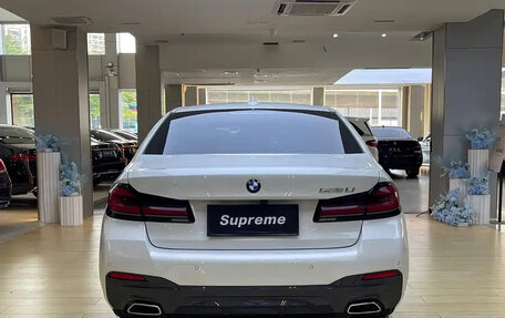 BMW 5 серия, 2021 год, 3 310 000 рублей, 10 фотография