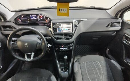 Peugeot 208 II, 2013 год, 670 000 рублей, 7 фотография