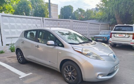 Nissan Leaf I, 2011 год, 1 230 000 рублей, 4 фотография