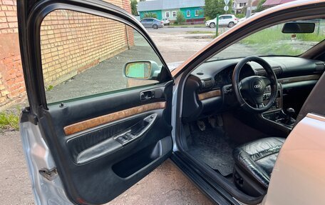 Audi A4, 1998 год, 530 000 рублей, 10 фотография