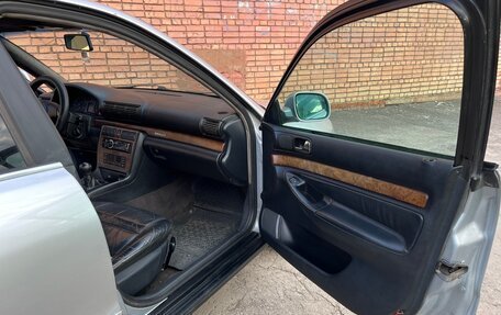 Audi A4, 1998 год, 530 000 рублей, 12 фотография