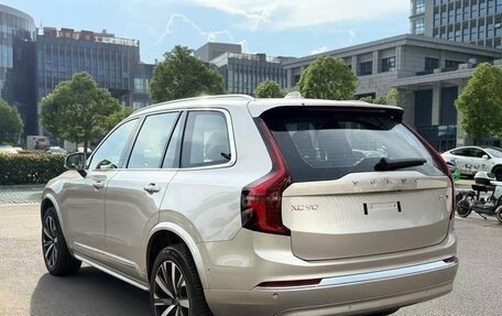 Volvo XC90 II рестайлинг, 2025 год, 8 585 000 рублей, 3 фотография