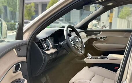 Volvo XC90 II рестайлинг, 2025 год, 8 585 000 рублей, 2 фотография