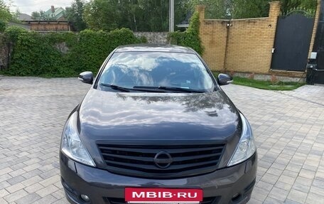 Nissan Teana, 2010 год, 800 000 рублей, 24 фотография