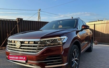 Volkswagen Touareg III, 2019 год, 5 300 000 рублей, 6 фотография