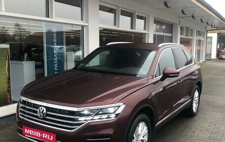 Volkswagen Touareg III, 2019 год, 5 300 000 рублей, 9 фотография