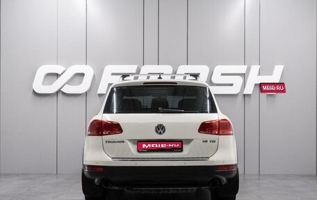 Volkswagen Touareg III, 2011 год, 2 084 000 рублей, 4 фотография