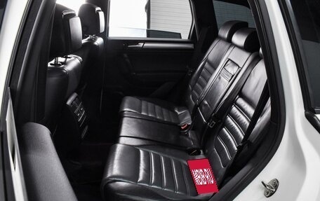 Volkswagen Touareg III, 2011 год, 2 084 000 рублей, 9 фотография