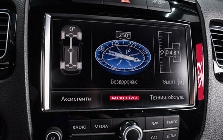 Volkswagen Touareg III, 2011 год, 2 084 000 рублей, 14 фотография