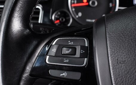 Volkswagen Touareg III, 2011 год, 2 084 000 рублей, 18 фотография