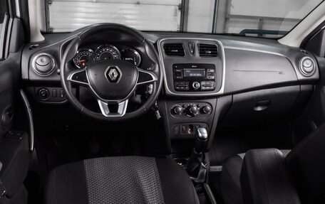 Renault Logan II, 2021 год, 1 220 000 рублей, 6 фотография