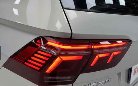 Volkswagen Tiguan II, 2023 год, 2 943 595 рублей, 6 фотография