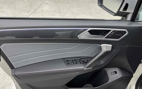 Volkswagen Tiguan II, 2023 год, 2 943 595 рублей, 15 фотография