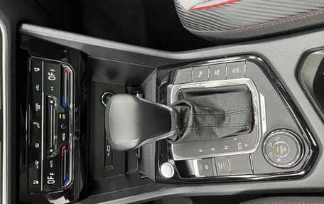 Volkswagen Tiguan II, 2023 год, 2 943 595 рублей, 10 фотография