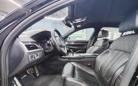 BMW 7 серия, 2020 год, 6 000 000 рублей, 10 фотография
