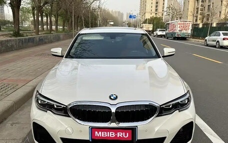 BMW 3 серия, 2021 год, 2 850 000 рублей, 2 фотография