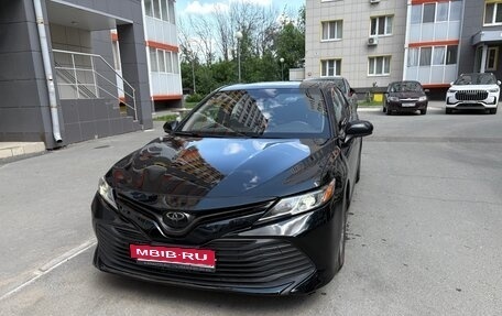 Toyota Camry, 2018 год, 2 150 000 рублей, 1 фотография