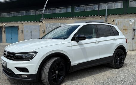 Volkswagen Tiguan II, 2019 год, 2 750 000 рублей, 4 фотография
