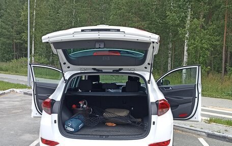 Hyundai Tucson III, 2016 год, 2 200 000 рублей, 16 фотография