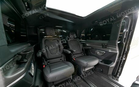 Mercedes-Benz V-Класс, 2024 год, 14 200 000 рублей, 18 фотография