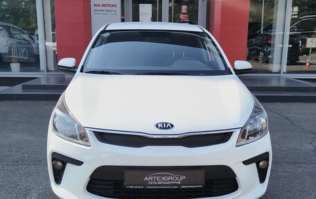 KIA Rio IV, 2018 год, 1 100 000 рублей, 2 фотография