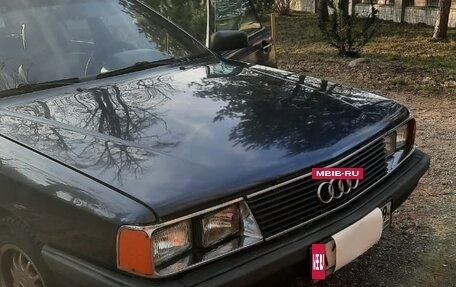 Audi 100, 1986 год, 245 000 рублей, 3 фотография