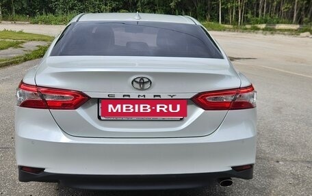 Toyota Camry, 2020 год, 3 099 000 рублей, 5 фотография