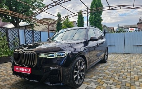 BMW X7, 2022 год, 11 900 000 рублей, 8 фотография
