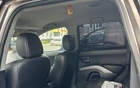 Peugeot 4007, 2009 год, 800 000 рублей, 7 фотография
