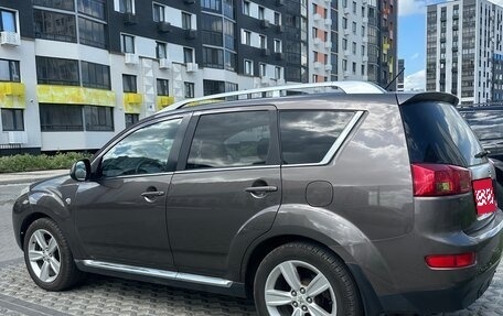 Peugeot 4007, 2009 год, 800 000 рублей, 3 фотография