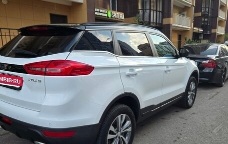 Geely Atlas I, 2021 год, 2 200 000 рублей, 8 фотография