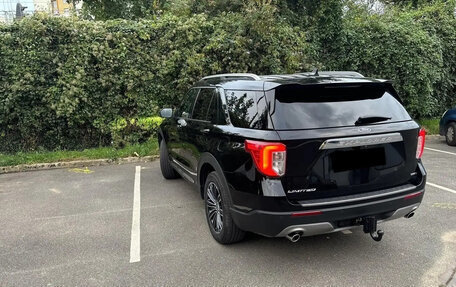 Ford Explorer VI, 2022 год, 3 300 000 рублей, 2 фотография