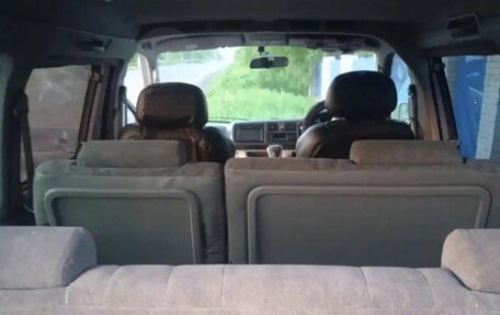 Mazda Bongo Friendee i рестайлинг, 2003 год, 350 000 рублей, 20 фотография