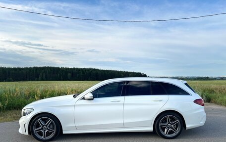 Mercedes-Benz C-Класс, 2019 год, 3 000 000 рублей, 3 фотография