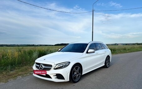 Mercedes-Benz C-Класс, 2019 год, 3 000 000 рублей, 2 фотография