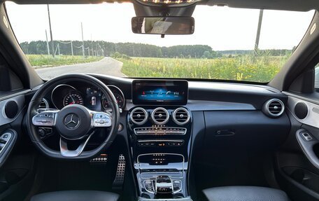 Mercedes-Benz C-Класс, 2019 год, 3 000 000 рублей, 11 фотография
