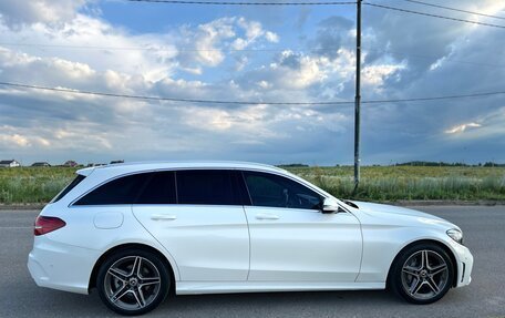 Mercedes-Benz C-Класс, 2019 год, 3 000 000 рублей, 7 фотография