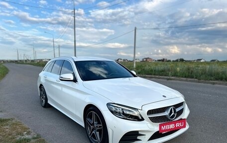 Mercedes-Benz C-Класс, 2019 год, 3 000 000 рублей, 8 фотография